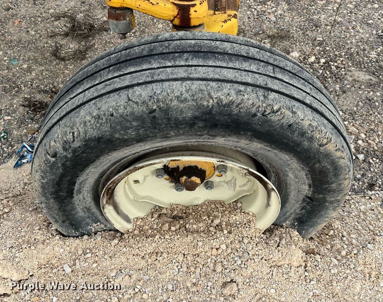 image for item MI9035 Ford New Holland FA5PVR  tractor