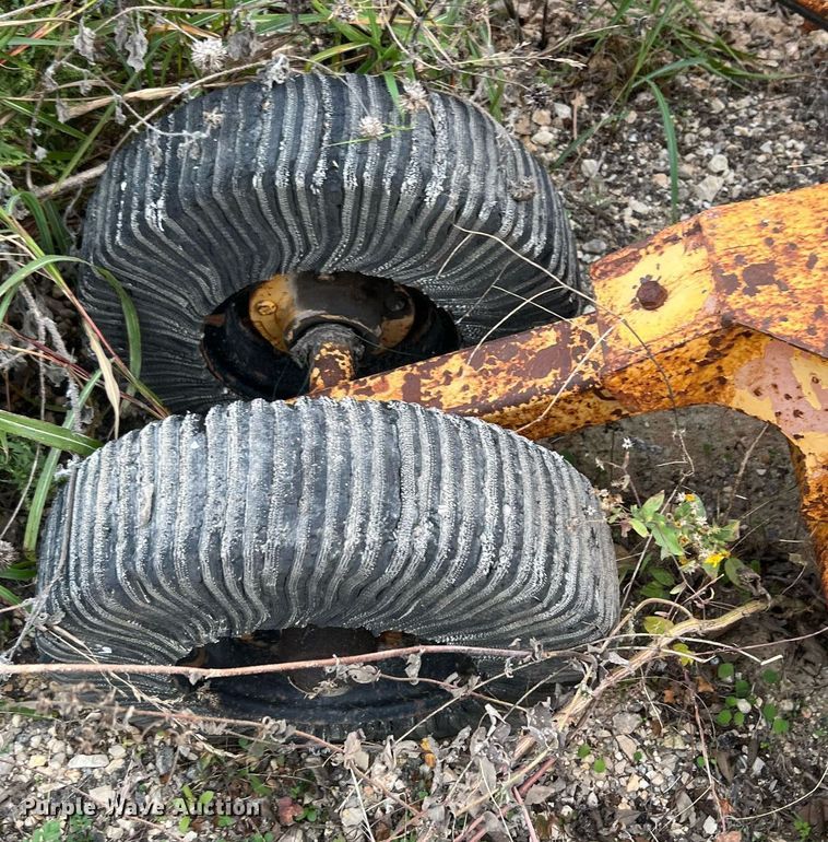 image for item MI9035 Ford New Holland FA5PVR  tractor