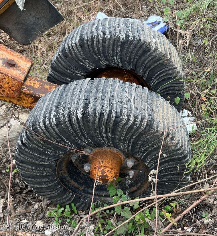 image for item MI9035 Ford New Holland FA5PVR  tractor