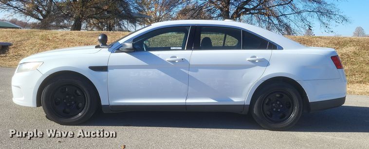 image for item MI9861 2013 Ford Taurus Police Interceptor