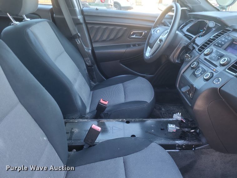 image for item MI9861 2013 Ford Taurus Police Interceptor