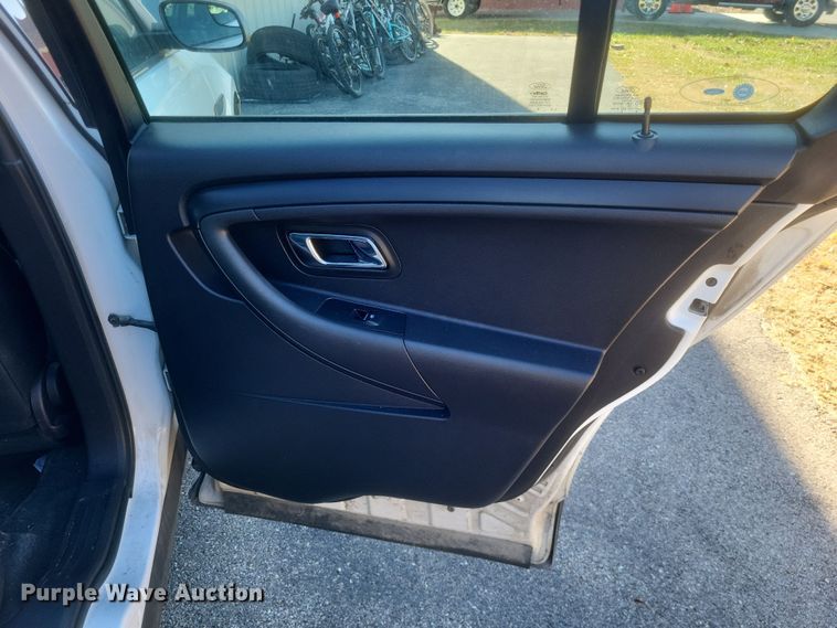 image for item MI9861 2013 Ford Taurus Police Interceptor