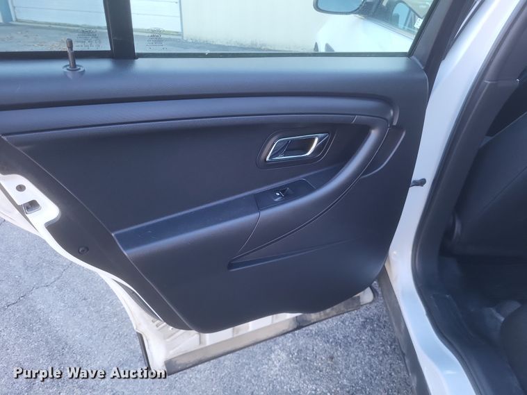 image for item MI9861 2013 Ford Taurus Police Interceptor