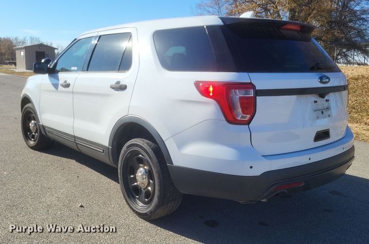 image for item MI9862 2017 Ford Explorer Police Interceptor  SUV