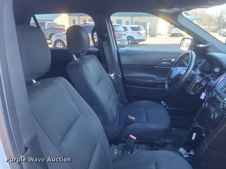 image for item MI9862 2017 Ford Explorer Police Interceptor  SUV