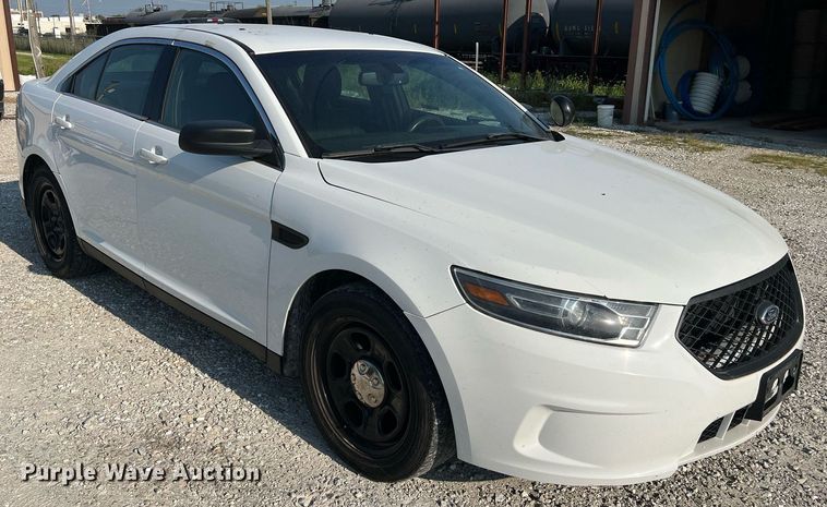 image for item NA9128 2017 Ford Taurus Police Interceptor