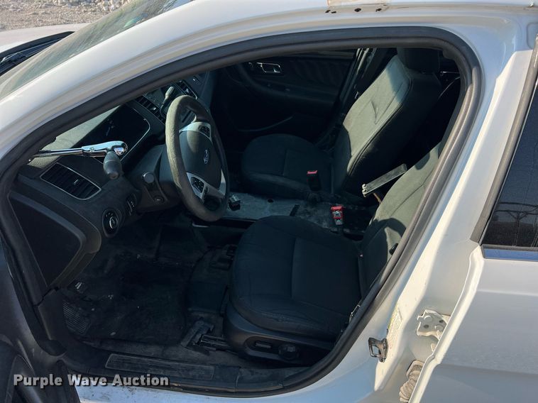 image for item NA9128 2017 Ford Taurus Police Interceptor