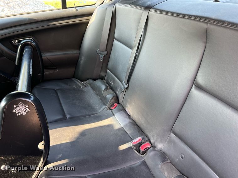 image for item NA9128 2017 Ford Taurus Police Interceptor