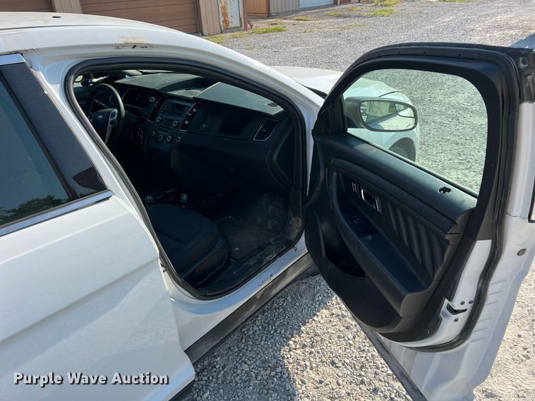 image for item NA9128 2017 Ford Taurus Police Interceptor