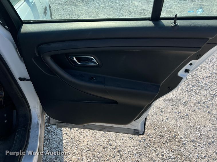 image for item NA9128 2017 Ford Taurus Police Interceptor