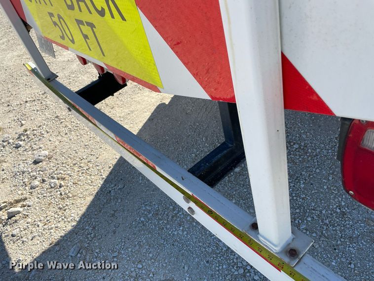 image for item NA9667 1994 Ford F600  water truck