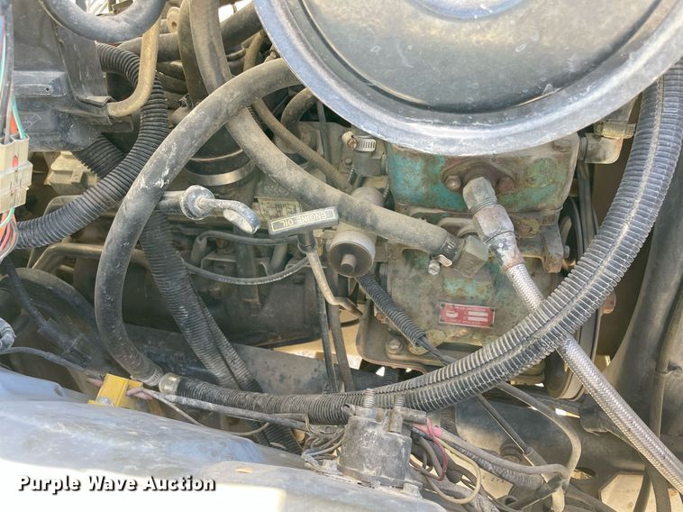 image for item NA9667 1994 Ford F600  water truck