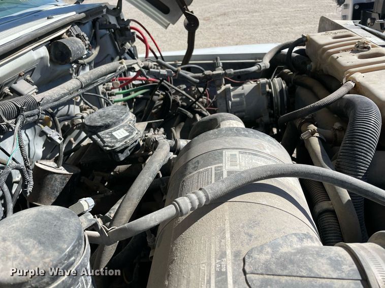 image for item NA9667 1994 Ford F600  water truck