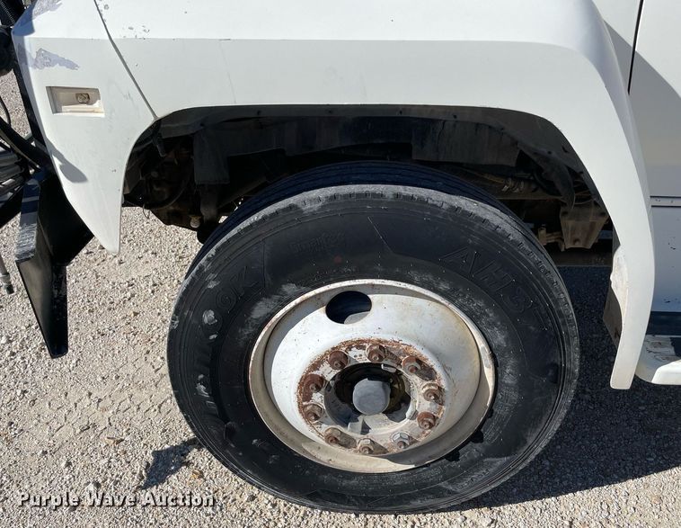 image for item NA9667 1994 Ford F600  water truck