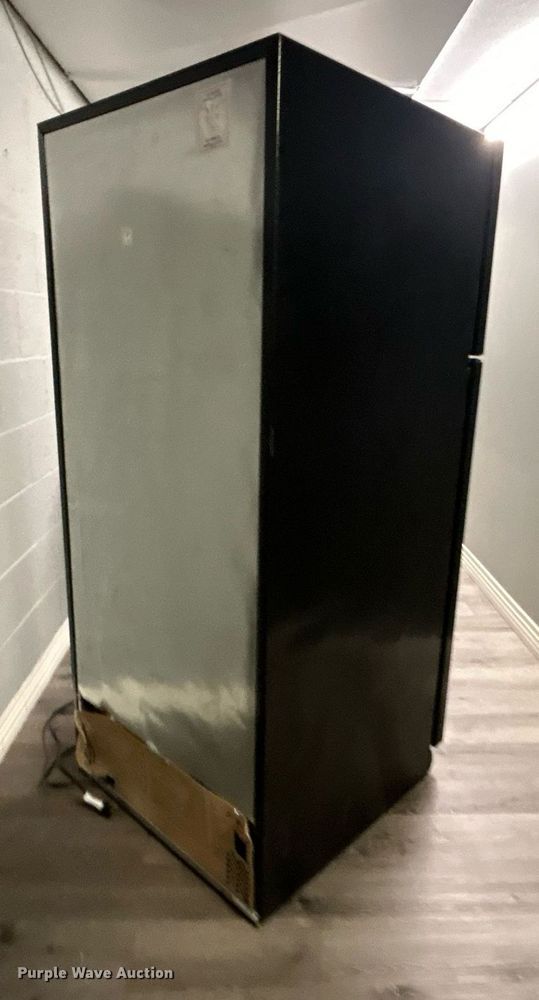 image for item NB9270 Frigidaire  refrigerator