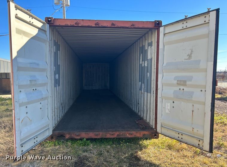 image for item NB9272 2000  Triton Container International Ltd. RC40-9B shipping container