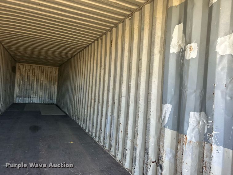 image for item NB9272 2000  Triton Container International Ltd. RC40-9B shipping container