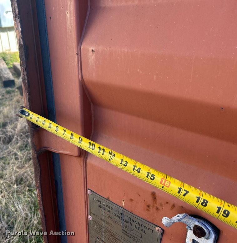 image for item NB9272 2000  Triton Container International Ltd. RC40-9B shipping container