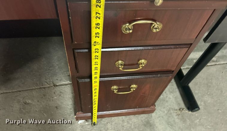 image for item NB9274 Office furniture