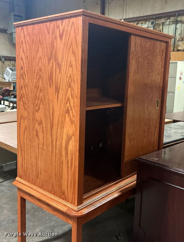 image for item NB9274 Office furniture