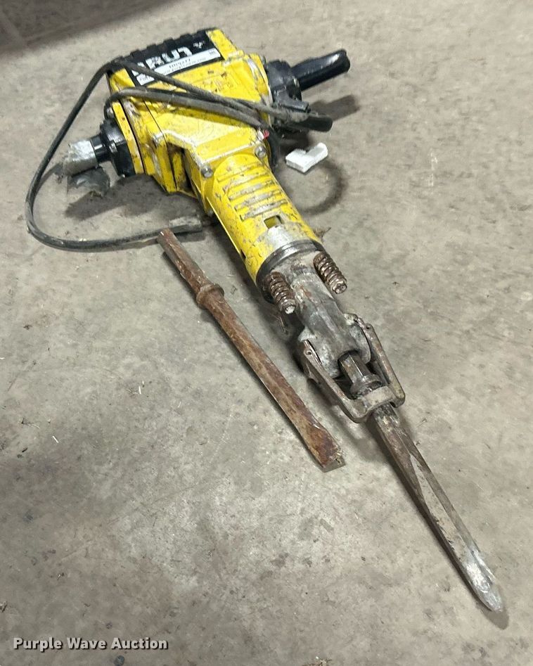 image for item NB9277 Bosch Brut jack hammer