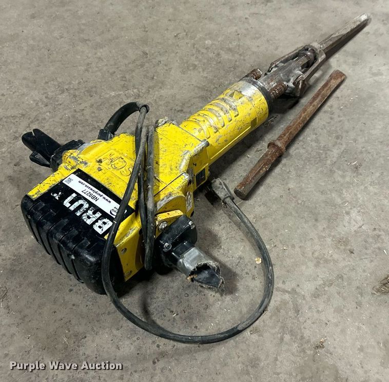 image for item NB9277 Bosch Brut jack hammer