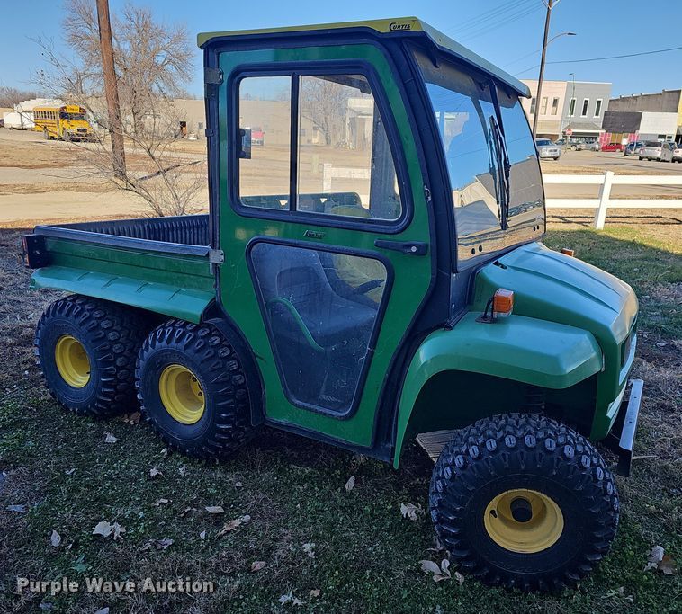 image for item NE9313 2001 John Deere Gator 6X4  utility vehicle