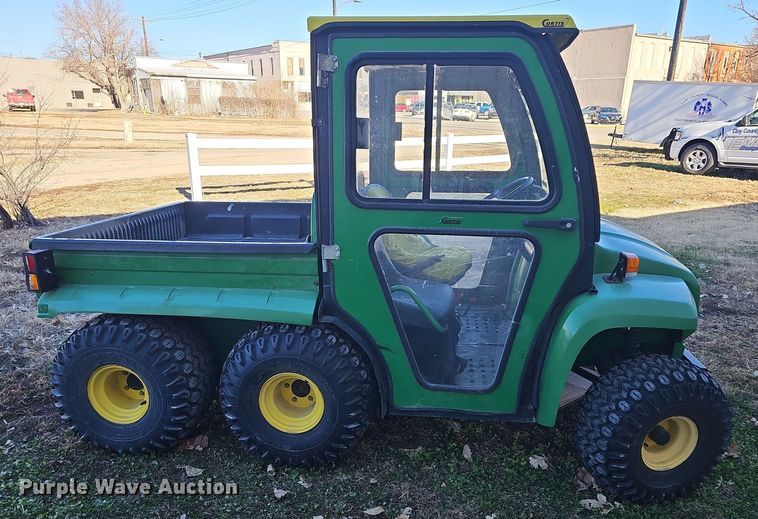 image for item NE9313 2001 John Deere Gator 6X4  utility vehicle