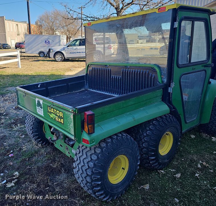 image for item NE9313 2001 John Deere Gator 6X4  utility vehicle