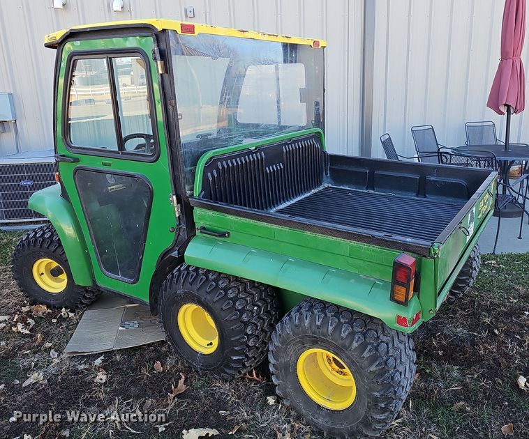 image for item NE9313 2001 John Deere Gator 6X4  utility vehicle