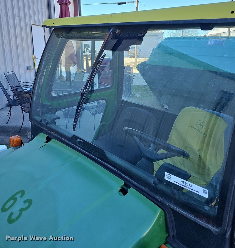 image for item NE9313 2001 John Deere Gator 6X4  utility vehicle