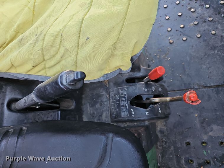 image for item NE9313 2001 John Deere Gator 6X4  utility vehicle