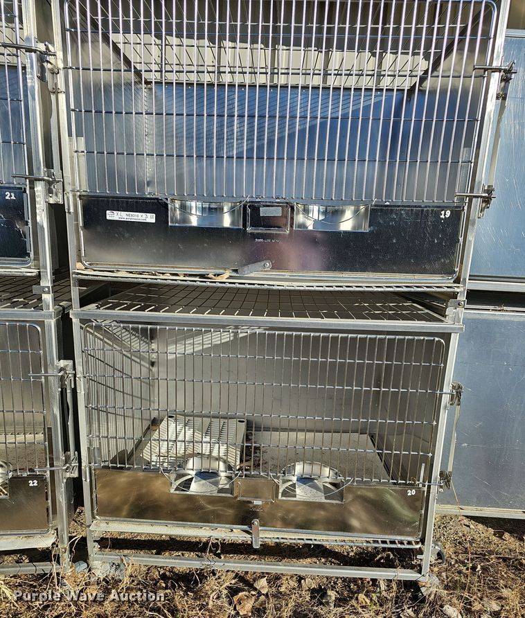 image for item NE9318 (3) double stainless steel kennels