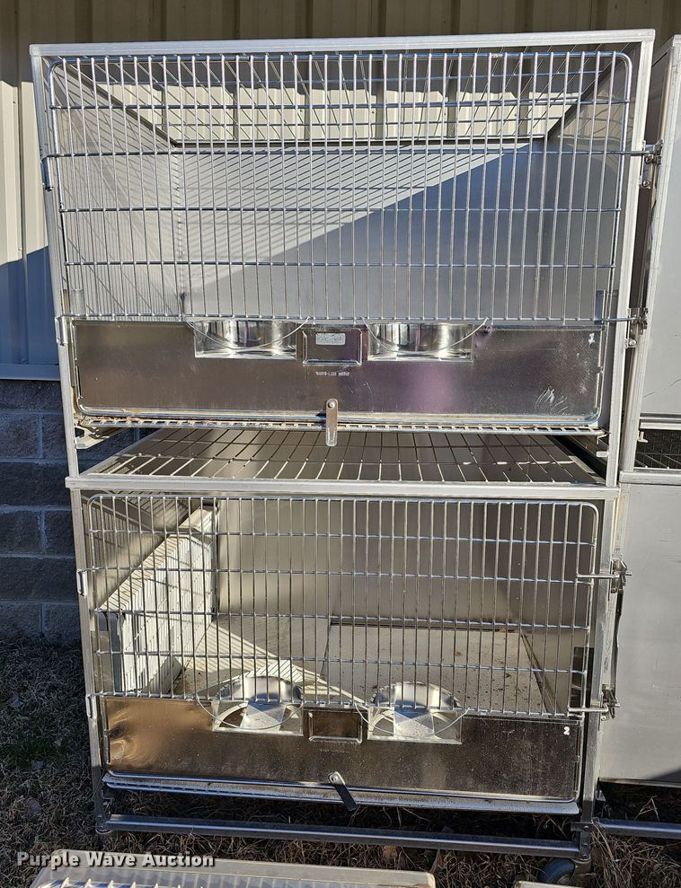 image for item NE9318 (3) double stainless steel kennels