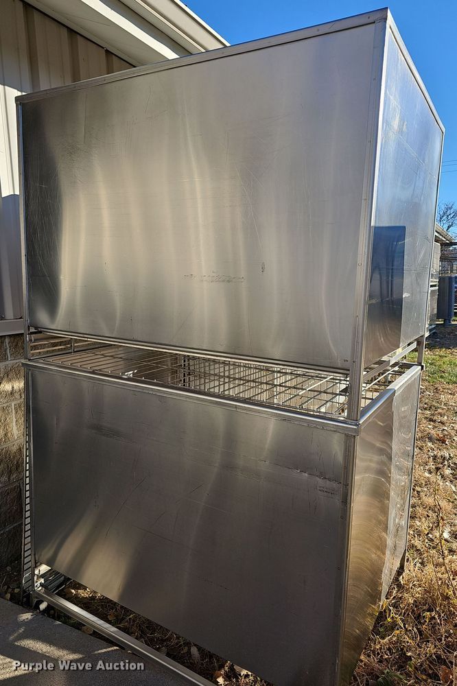 image for item NE9318 (3) double stainless steel kennels