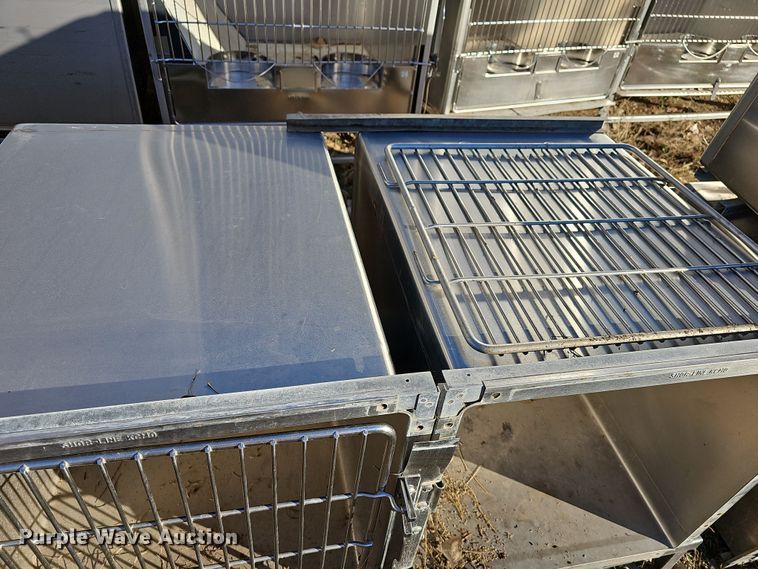 image for item NE9320 (8) kennels