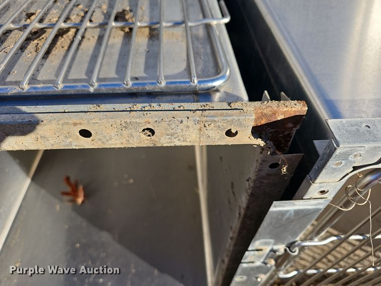 image for item NE9320 (8) kennels