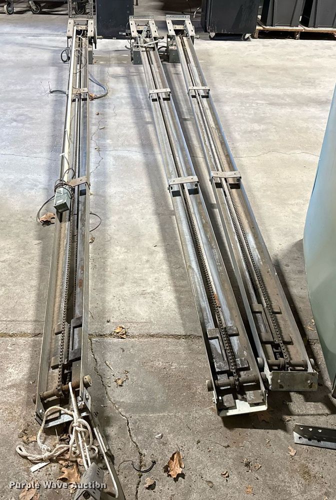 image for item NI9611 (3) Raynor RT311-1065SR garage door openers