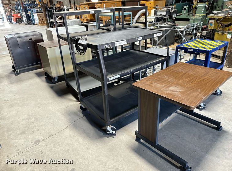 image for item NI9612 (14) rolling carts