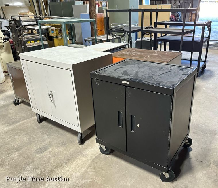 image for item NI9612 (14) rolling carts