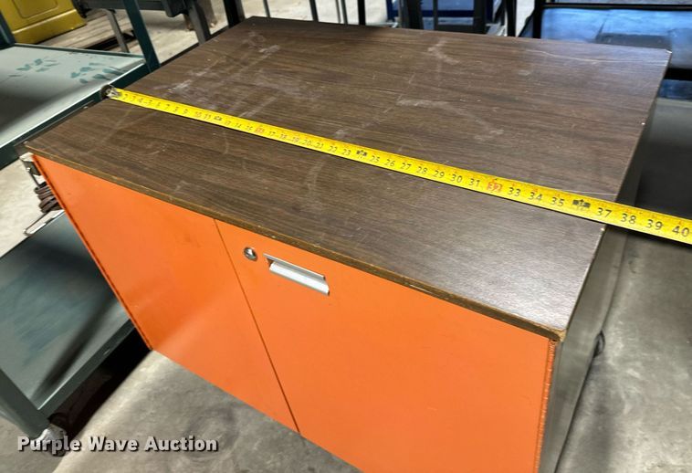 image for item NI9612 (14) rolling carts