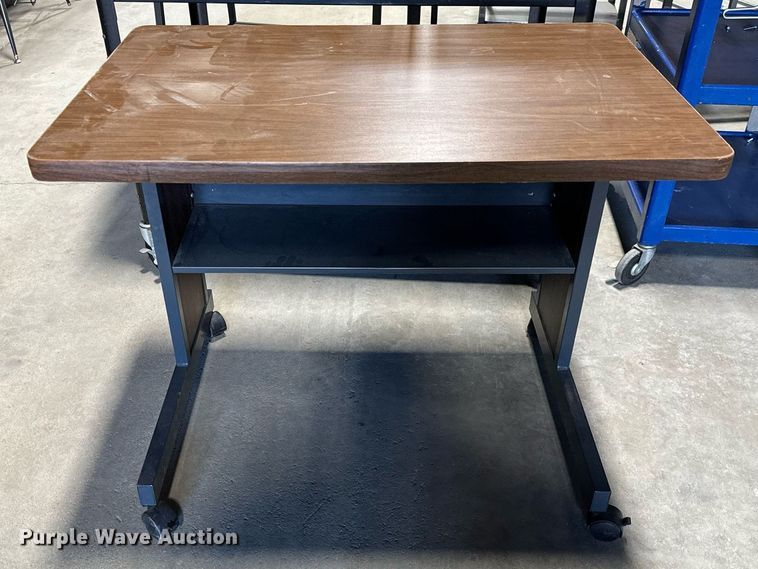 image for item NI9612 (14) rolling carts