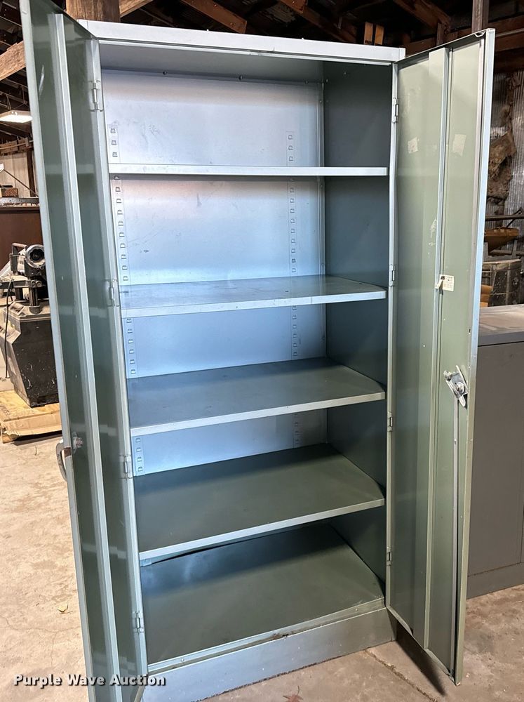 image for item NI9613 (6) cabinets