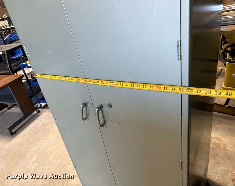 image for item NI9613 (6) cabinets