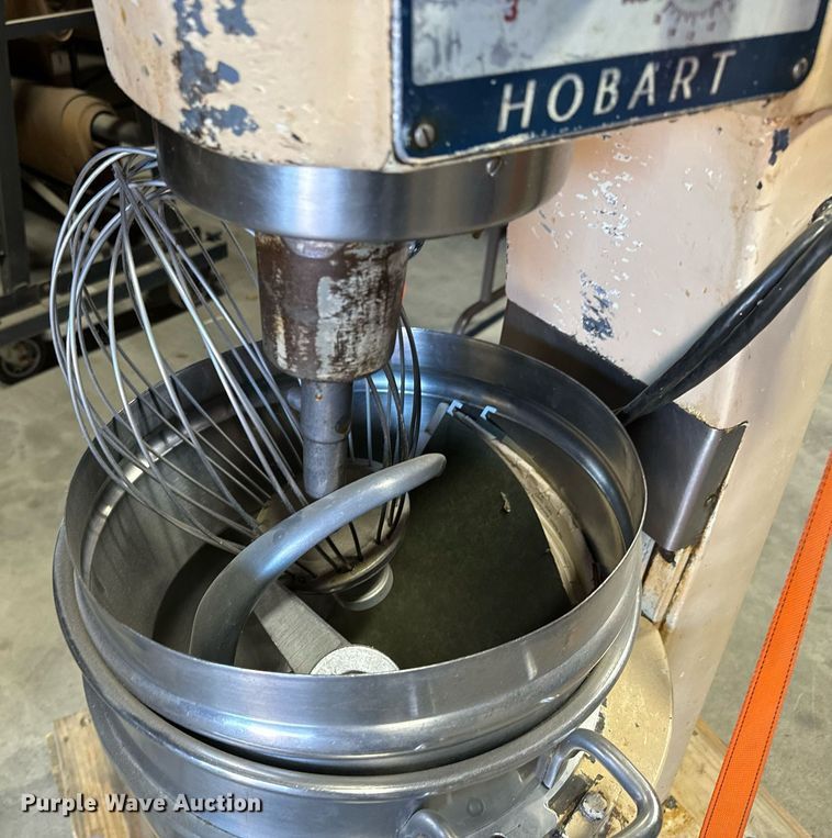 image for item NI9619 Hobart D-300  mixer