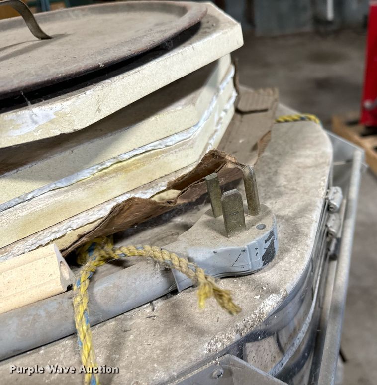 image for item NI9620 (5) kilns