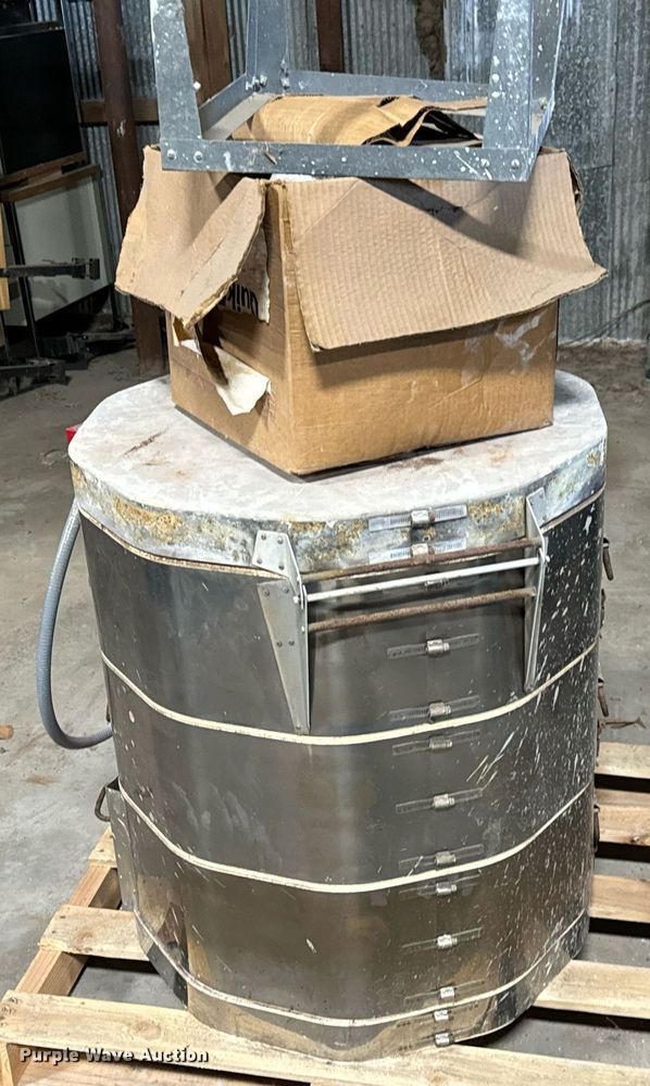 image for item NI9620 (5) kilns