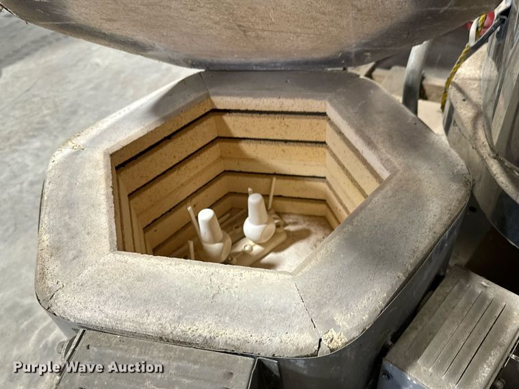 image for item NI9620 (5) kilns