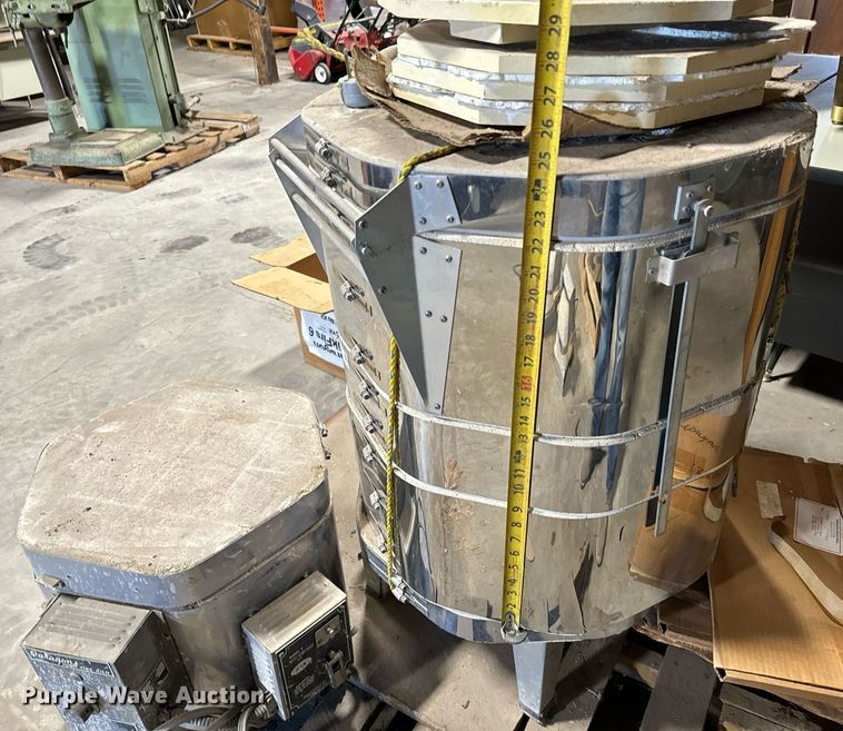 image for item NI9620 (5) kilns