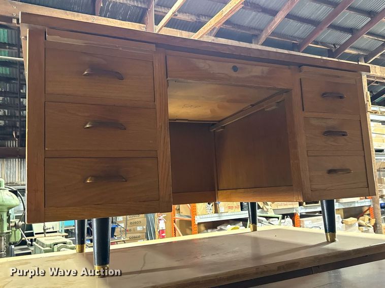 image for item NI9626 Furniture